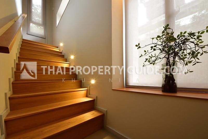 House with Private Pool / Sukhumvit, Bangkok, Phra Kanong Nua, Watthana, Bangkok, 4 Bedrooms, 500 sqm, Single Detached House For Rent, by Khun Nita, 500555124 - DDproperty.com