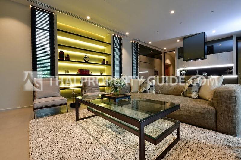 House with Private Pool / Sukhumvit, Bangkok, Phra Kanong Nua, Watthana, Bangkok, 4 Bedrooms, 500 sqm, Single Detached House For Rent, by Khun Nita, 500555124 - DDproperty.com