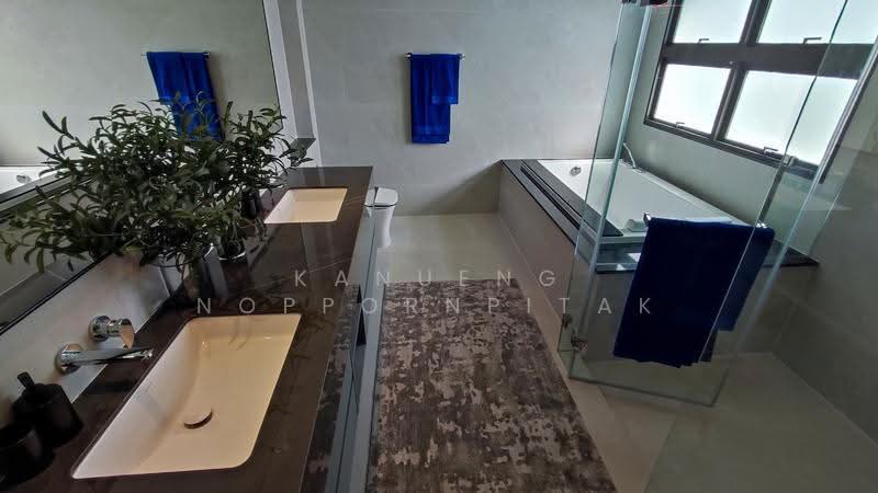 Grand Bangkok Boulevard Rama 9-Krungthepkreetha, Bangkok, Srinakarin-Romklao Road, Saphan Sung, Bangkok, 5 Bedrooms, 593 sqm, Single Detached House For Sale, by Kanueng Noppornpitak, 500555142 - DDproperty.com