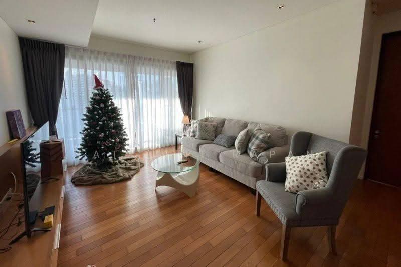 The Lakes, Bangkok, 123 Ratchadaphisek Road, Khlong Toei, Bangkok, 2 Bedrooms, 111 sqm, Condo For Rent, by Nat Tantirapan, 500555149 - DDproperty.com