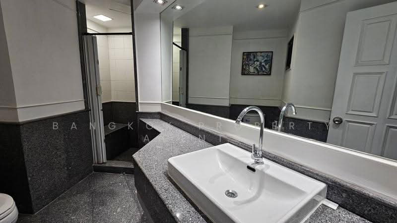 Fifty Fifth Tower, Bangkok, 84 Soi Sukhumvit 55, Sukhumvit Road, Khlong Tan Nua, Watthana, Bangkok, 3 Bedrooms, 165 sqm, Condo For Rent, by BANGKOK PROPERTY AGENTS, 500555154 - DDproperty.com