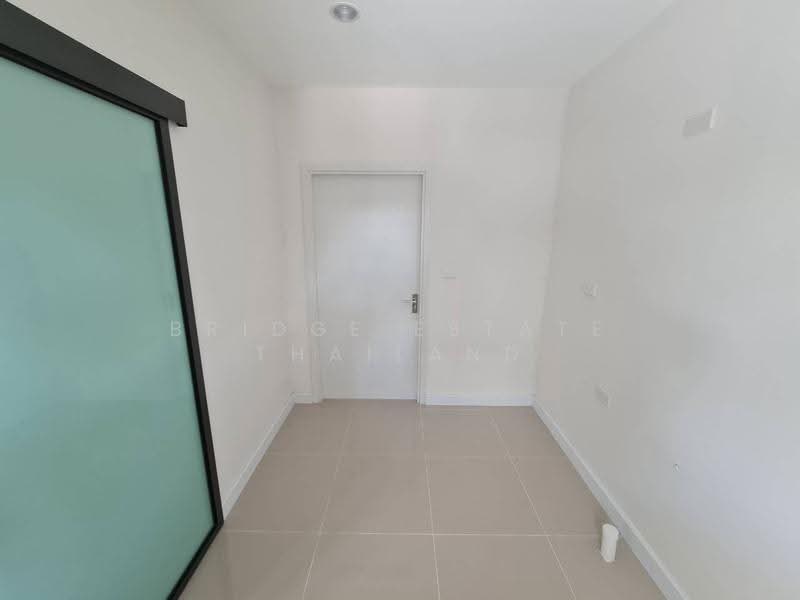 Pave Rangsit-Vibhavadi, Pathum Thani, Rangsit - Nakhon Nayok Road, Bang Yitho, Thanyaburi, Pathum Thani, 4 Bedrooms, 229 sqm, Single Detached House For Sale, by Bridge Estate Thailand, 500555218 - DDproperty.com