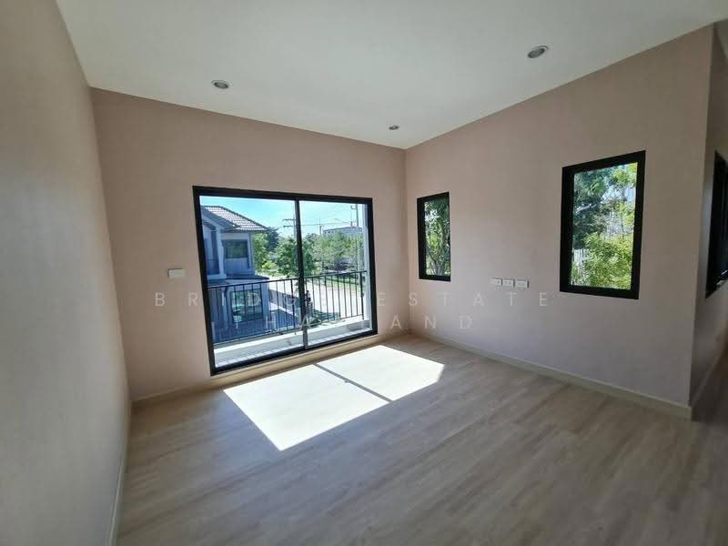 Pave Rangsit-Vibhavadi, Pathum Thani, Rangsit - Nakhon Nayok Road, Bang Yitho, Thanyaburi, Pathum Thani, 4 Bedrooms, 229 sqm, Single Detached House For Sale, by Bridge Estate Thailand, 500555218 - DDproperty.com