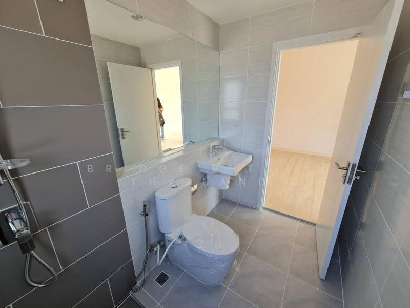 Pave Rangsit-Vibhavadi, Pathum Thani, Rangsit - Nakhon Nayok Road, Bang Yitho, Thanyaburi, Pathum Thani, 4 Bedrooms, 229 sqm, Single Detached House For Sale, by Bridge Estate Thailand, 500555218 - DDproperty.com