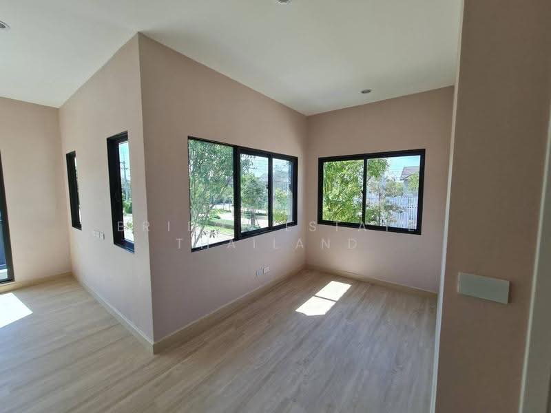 Pave Rangsit-Vibhavadi, Pathum Thani, Rangsit - Nakhon Nayok Road, Bang Yitho, Thanyaburi, Pathum Thani, 4 Bedrooms, 229 sqm, Single Detached House For Sale, by Bridge Estate Thailand, 500555218 - DDproperty.com