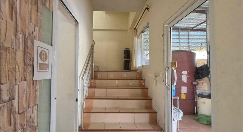 โฮมออฟฟิศ 3 ชั้น 2 คูหา 360 ตรม. ติดถนนสุขุมวิท ตรงข้ามโรงกลั่นน้ำมัน IRPC ระยอง ราคาถูก, Rayong, สุขุมวิท, Choeng Noen, Muang Rayong, Rayong, , 360 sqm, Shophouse For Sale, by คุณ พลอยวาลินน์ (วาลินน์), 500555260 - DDproperty.com