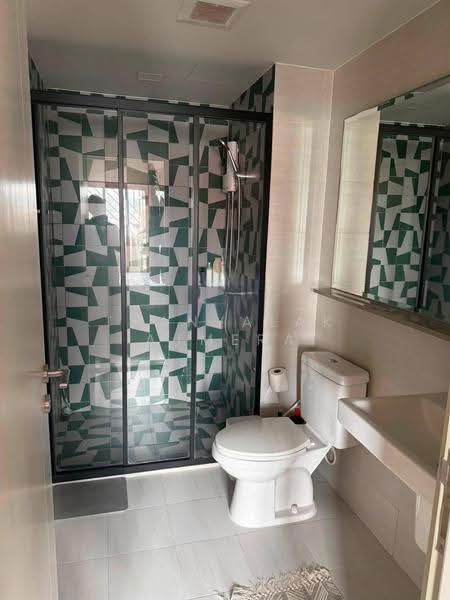 The Base Sukhumvit 50, Bangkok, Soi Roem Charoen 1, Sukhumvit 50 Road, Phra Kanong, Khlong Toei, Bangkok, 1 Bedroom, 35 sqm, Condo For Rent, by Thanyalak Ajmera, 500555265 - DDproperty.com