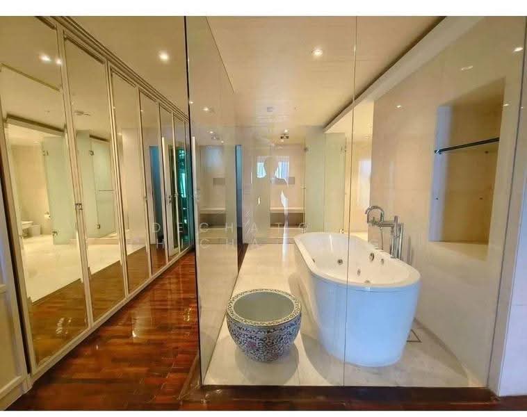 State Tower : อาคารสเตททาวเวอร์, กรุงเทพ, 1055 ถนนสีลม, สีลม, บางรัก, กรุงเทพ, 267 ตร.ม., คอนโด ให้เช่า, โดย Dechatorn Chichaiyang, 500555268 - DDproperty.com