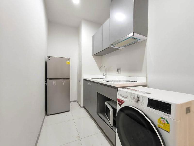 Life Asoke Hype, Bangkok, 339 Chaturathit Rd, Makkasan, Ratchathewi, Bangkok, 2 Bedrooms, 48 sqm, Condo For Rent, by Thanyalak Ajmera, 500555275 - DDproperty.com