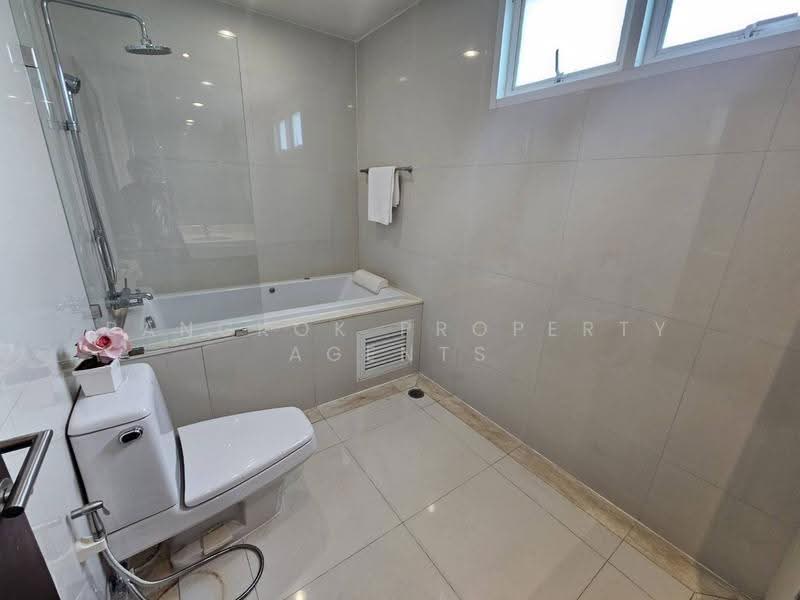 Piyathip Place, Bangkok, 24 Soi Prommitr, Khlong Tan Nua, Watthana, Bangkok, 2 Bedrooms, 173 sqm, Condo For Rent, by BANGKOK PROPERTY AGENTS, 500555362 - DDproperty.com