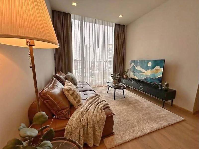 Noble Around Sukhumvit 33, Bangkok, 17 Soi Sukhumvit 33, Khlong Tan Nua, Watthana, Bangkok, 2 Bedrooms, 54 sqm, Condo For Rent, by Dechatorn Chichaiyang, 500555422 - DDproperty.com