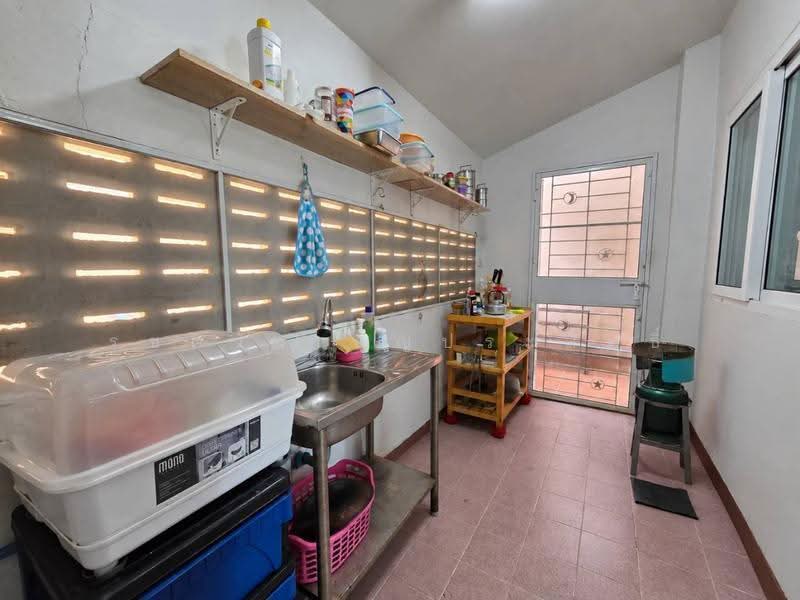 ฟ้าครามนคร, Pathum Thani, Khu Khot, Lam Luk Ka, Pathum Thani, 2 Bedrooms, 200 sqm, Single Detached House For Sale, by รชตวัน บุญประสิทธิ์, 500555429 - DDproperty.com