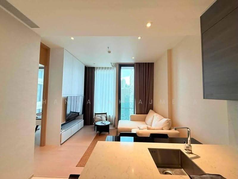The Esse Asoke, Bangkok, 333 Soi Sukhumvit 21, Sukhumvit Road, Khlongtoei Nua, Watthana, Bangkok, 1 Bedroom, 47 sqm, Condo For Rent, by Thanyalak Ajmera, 500555437 - DDproperty.com