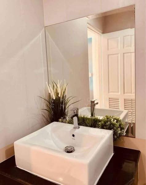 Sukhumvit Living Town, Bangkok, 299 Sukhumvit 21 Road, Khlongtoei Nua, Watthana, Bangkok, 2 Bedrooms, 80 sqm, Condo For Rent, by Dechatorn Chichaiyang, 500555444 - DDproperty.com