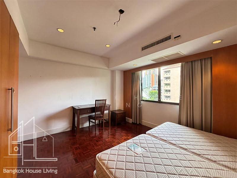 Phirom Garden Residence, Bangkok, Soi Sukhumvit 41, Khlong Tan Nua, Watthana, Bangkok, 4 Bedrooms, 320 sqm, Condo For Rent, by Bangkok House Living, 500555463 - DDproperty.com