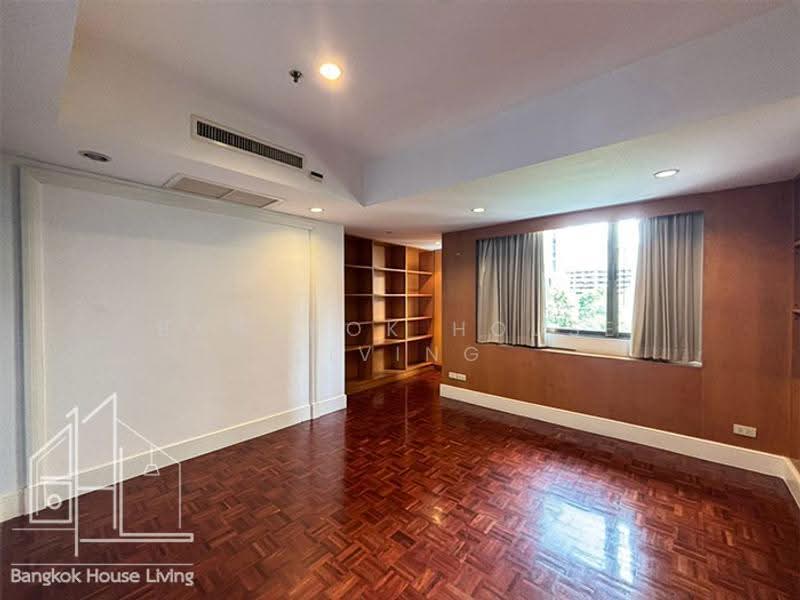 Phirom Garden Residence, Bangkok, Soi Sukhumvit 41, Khlong Tan Nua, Watthana, Bangkok, 4 Bedrooms, 320 sqm, Condo For Rent, by Bangkok House Living, 500555463 - DDproperty.com