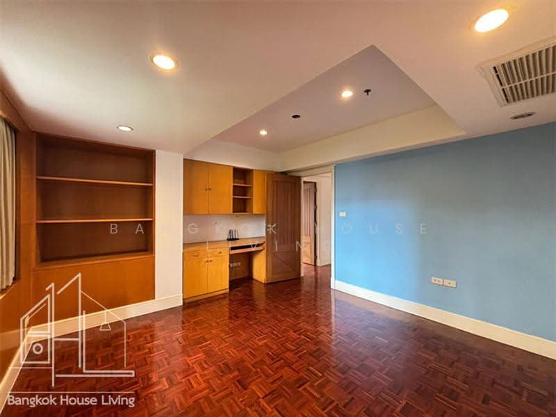 Phirom Garden Residence, Bangkok, Soi Sukhumvit 41, Khlong Tan Nua, Watthana, Bangkok, 4 Bedrooms, 320 sqm, Condo For Rent, by Bangkok House Living, 500555463 - DDproperty.com