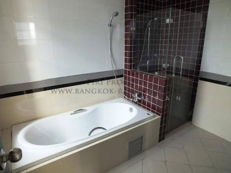 Citi Smart Sukhumvit 18, Bangkok, 366 Soi Sukhumvit 18, Sukhumvit Road, Khlong Toei, Bangkok, 2 Bedrooms, 75 sqm, Condo For Rent, by Nat Tantirapan, 500555464 - DDproperty.com