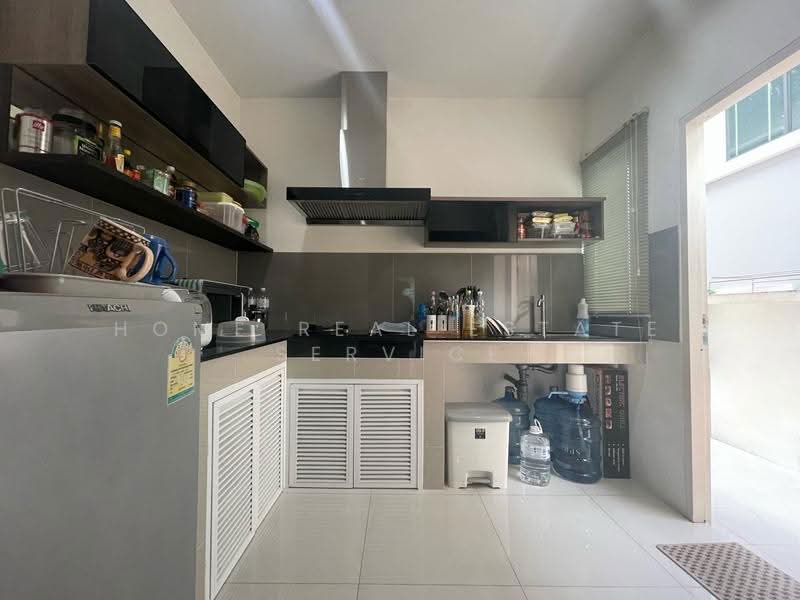 Aura Lite Ramkhamhaeng 94, Bangkok, ซอยรามคำแหง 94 ถนนสะพานสูง, Saphan Sung, Bangkok, 3 Bedrooms, 154 sqm, Townhouse For Sale, by HOME Real Estate Service, 500555496 - DDproperty.com
