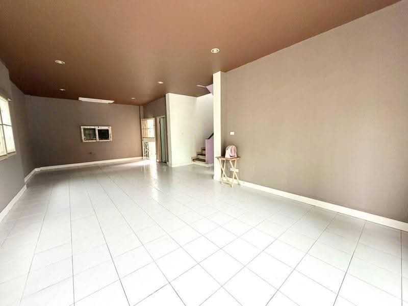 The Tara Ramintra, Bangkok, Soi Phraya Suren 35, Bang Chun, Khlong Sam Wa, Bangkok, 3 Bedrooms, 130 sqm, Semi-Detached House (Twin House) For Sale, by กรณวัสส์ กัณฑวัสส์วงส์, 500555518 - DDproperty.com