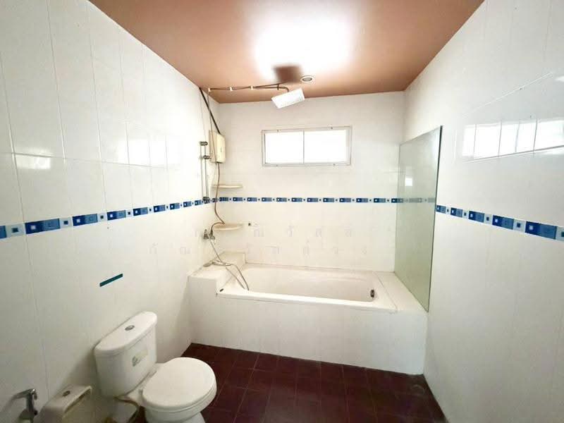 The Tara Ramintra, Bangkok, Soi Phraya Suren 35, Bang Chun, Khlong Sam Wa, Bangkok, 3 Bedrooms, 130 sqm, Semi-Detached House (Twin House) For Sale, by กรณวัสส์ กัณฑวัสส์วงส์, 500555518 - DDproperty.com