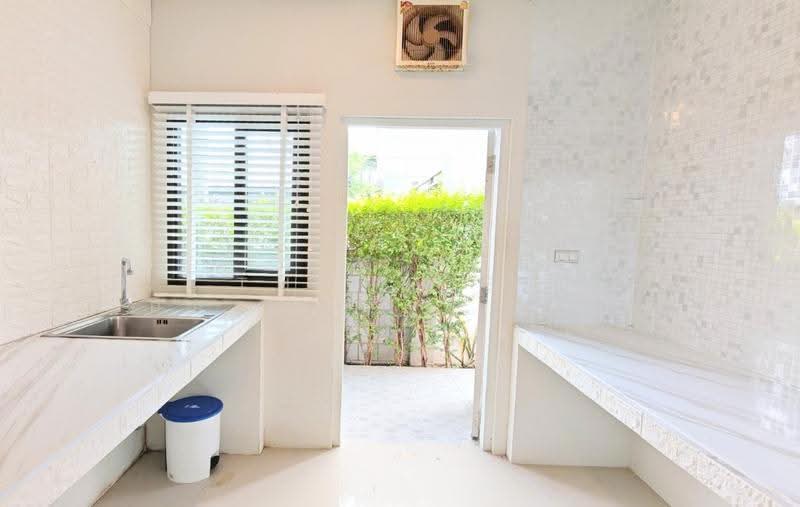 Centro Bangna Km.7, Samut Prakan, Buanakarin Road, Bang Kaeo, Bang Plee, Samut Prakan, 4 Bedrooms, 190 sqm, Single Detached House For Sale, by The Best Property ต้อม, 500555576 - DDproperty.com