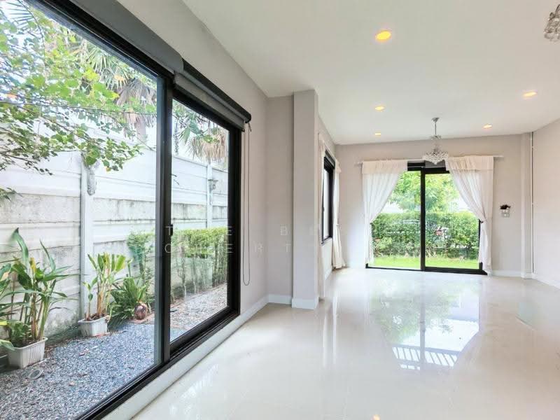 Centro Bangna Km.7, Samut Prakan, Buanakarin Road, Bang Kaeo, Bang Plee, Samut Prakan, 4 Bedrooms, 190 sqm, Single Detached House For Sale, by The Best Property ต้อม, 500555576 - DDproperty.com