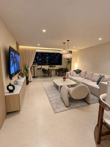 D.S. Tower 2 Sukhumvit 39, Bangkok, Soi Sukhumvit 39, Khlong Tan Nua, Watthana, Bangkok, 3 Bedrooms, 134 sqm, Condo For Sale, by THE LIVING HUB, 500555589 - DDproperty.com