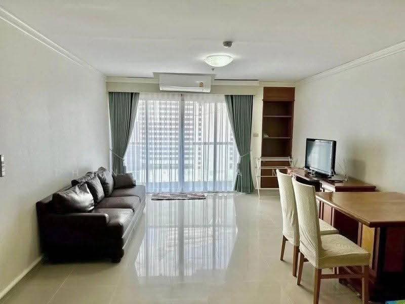 Silom Suite, Bangkok, Soi Sathorn 12, Sathorn Road, Silom, Bang Rak, Bangkok, 1 Bedroom, 52 sqm, Condo For Sale, by Thanyalak Ajmera, 500555598 - DDproperty.com
