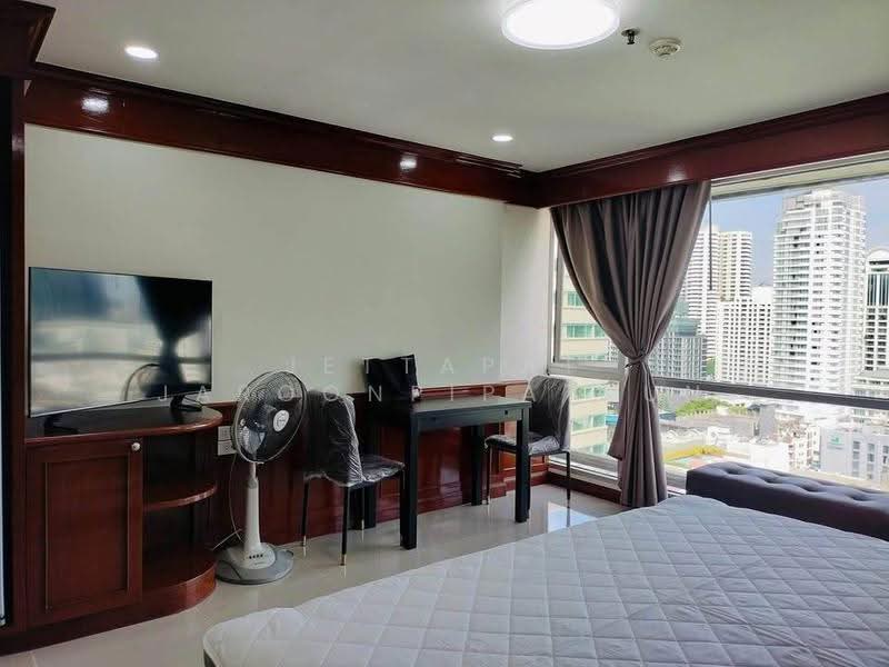 Sukhumvit Suite, Bangkok, 19 Soi Sukhumvit 13, Khlongtoei Nua, Watthana, Bangkok, 1 Bedroom, 28 sqm, Condo For Rent, by Jettapat Jaroonpipatkun, 500555605 - DDproperty.com