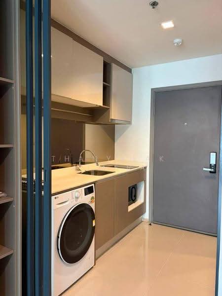IDEO Sathorn-Wongwian Yai, Bangkok, 219 Soi Krung Thonburi 1, Khlong Ton Sai, Khlong San, Bangkok, 1 Bedroom, 35 sqm, Condo For Rent, by Thanyalak Ajmera, 500555627 - DDproperty.com