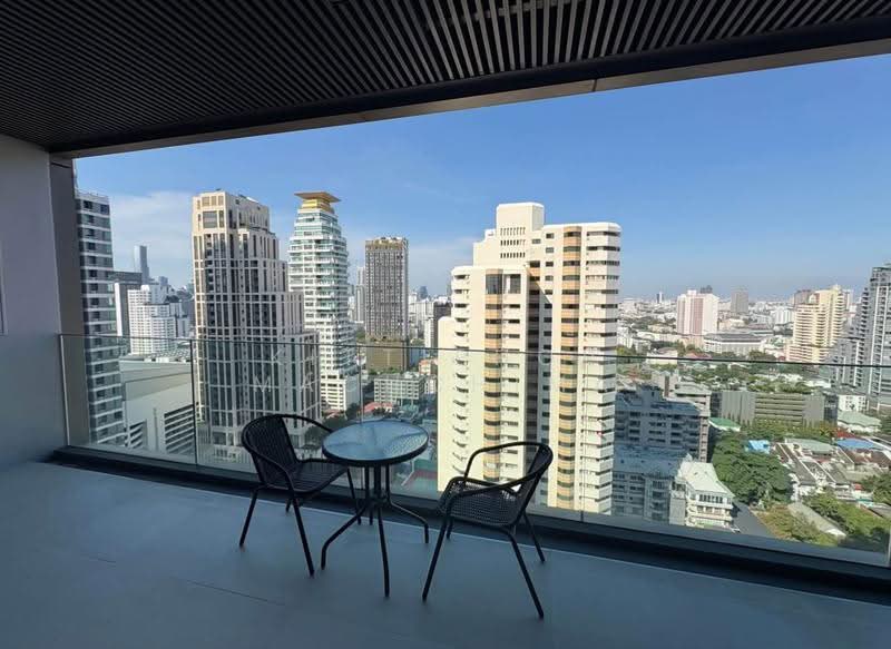 Vittorio 39, Bangkok, 8 Sukhumvit, Khlong Tan Nua, Watthana, Bangkok, 2 Bedrooms, 128 sqm, Condo For Rent, by Kittiphop Machchima, 500555633 - DDproperty.com