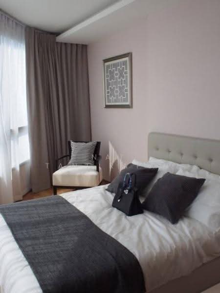 H Sukhumvit 43, Bangkok, 28 Sukhumvit 34 Road, Khlong Tan Nua, Watthana, Bangkok, 2 Bedrooms, 60 sqm, Condo For Sale, by Nat Tantirapan, 500555635 - DDproperty.com