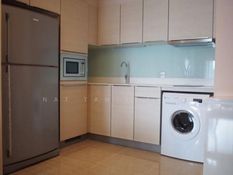 H Sukhumvit 43, Bangkok, 28 Sukhumvit 34 Road, Khlong Tan Nua, Watthana, Bangkok, 2 Bedrooms, 60 sqm, Condo For Sale, by Nat Tantirapan, 500555635 - DDproperty.com