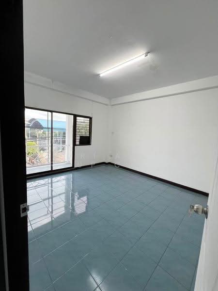 Commercial Building near Chiang Mai Rajabhat University, chiang-mai, Chang Phuak, Muang Chiang Mai, Chiang Mai, , 441 sqm, Shophouse For Rent, by Shori Asset Group Co., Ltd., 500555703 - DDproperty.com