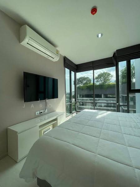 Rhythm Sukhumvit 42, Bangkok, Soi Sukhumvit 42, Sukhumvit Road, Phra Kanong, Khlong Toei, Bangkok, 1 Bedroom, 48 sqm, Condo For Sale, by Jettapat Jaroonpipatkun, 500555742 - DDproperty.com