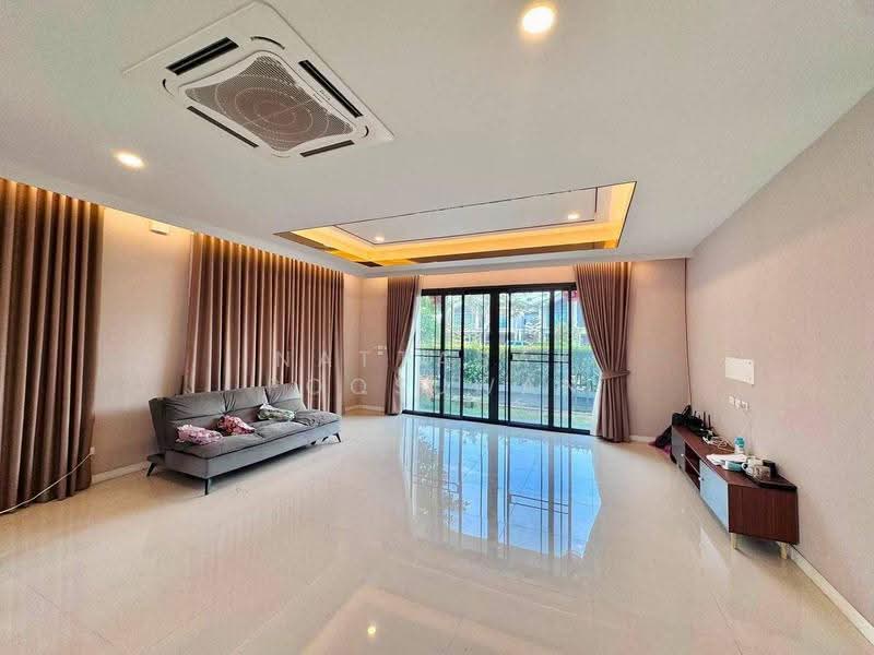 The Palm Parco, Chon Buri (Pattaya), Nong Pla Lai, Bang Lamung (Pattaya), Chon Buri (Pattaya), 3 Bedrooms, 260 sqm, Single Detached House For Sale, by Nattasak Poosuwan, 500555762 - DDproperty.com