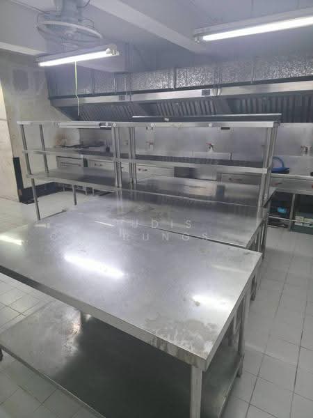 Restaurant & Café Space with Fully Equipped Kitchen for Rent – Sukhumvit, Phrom Phong, Bangkok, Khlong Tan Nua, Watthana, Bangkok, , 247 sqm, Retail Space For Rent, by Pudis Chitrungsakorn, 500555790 - DDproperty.com