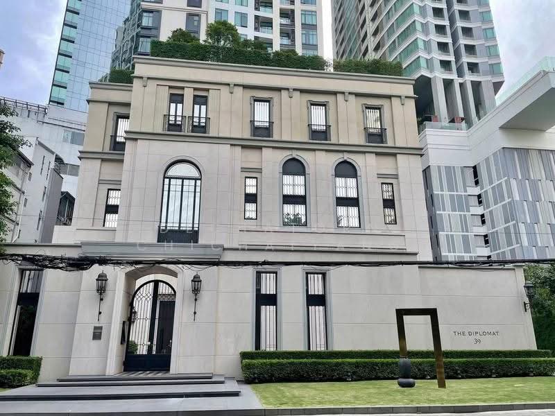 The Diplomat 39, Bangkok, 18 Soi Sukhumvit 39, Sukhumvit Road, Khlong Tan Nua, Watthana, Bangkok, 3 Bedrooms, 152 sqm, Condo For Sale, by Dechatorn Chichaiyang, 500555794 - DDproperty.com