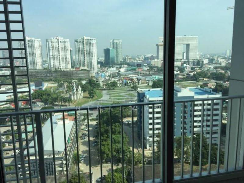 Abstracts Phahonyothin Park, Bangkok, 1076 Phahonyothin Road, Jom Phon, Chatuchak, Bangkok, 1 Bedroom, 38 sqm, Condo For Sale, by Natthaya Ninkhwan, 500555811 - DDproperty.com