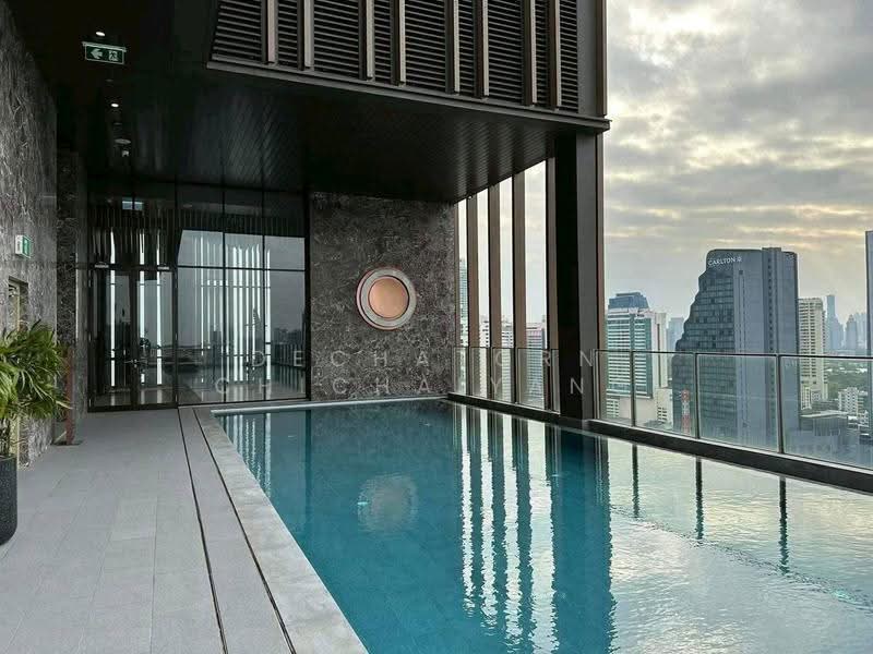 Noble Around Sukhumvit 33, Bangkok, 17 Soi Sukhumvit 33, Khlong Tan Nua, Watthana, Bangkok, 2 Bedrooms, 55 sqm, Condo For Sale, by Dechatorn Chichaiyang, 500555817 - DDproperty.com