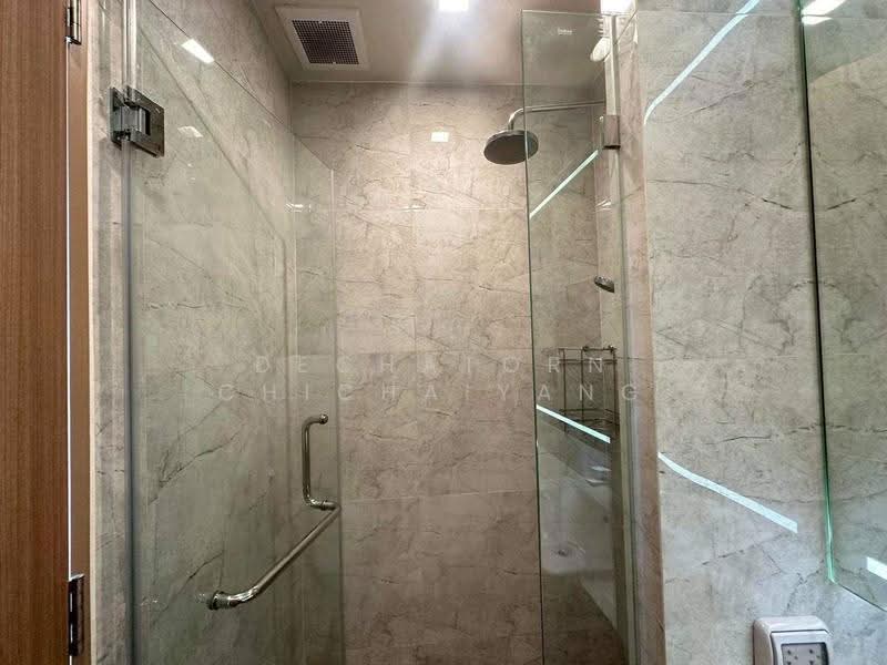 Noble Around Sukhumvit 33, Bangkok, 17 Soi Sukhumvit 33, Khlong Tan Nua, Watthana, Bangkok, 2 Bedrooms, 55 sqm, Condo For Sale, by Dechatorn Chichaiyang, 500555817 - DDproperty.com
