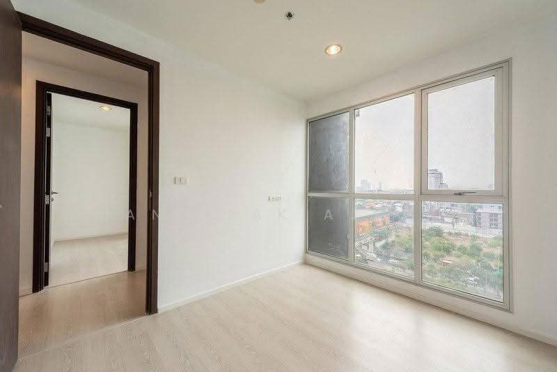 Rhythm Sathorn-Narathiwas, Bangkok, 651 Naradhiwas Rajanagarindra Road, Thung Maha Mek, Sathon, Bangkok, 2 Bedrooms, 62 sqm, Condo For Sale, by Thanyalak Ajmera, 500555872 - DDproperty.com