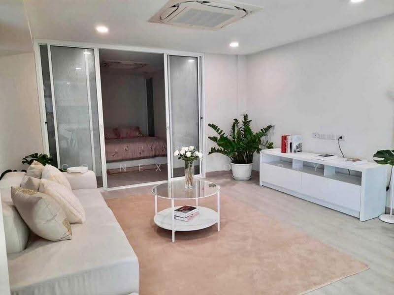 The Waterford Royal Suites Senanikom : เดอะ วอเตอร์ฟอร์ด รอยัล สูท เสนานิคม, กรุงเทพ, 250 ซอย ซูซูกิ, จันทรเกษม, จตุจักร, กรุงเทพ, 96 ตร.ม., คอนโด ขาย, โดย Connex Property, 500555940 - DDproperty.com