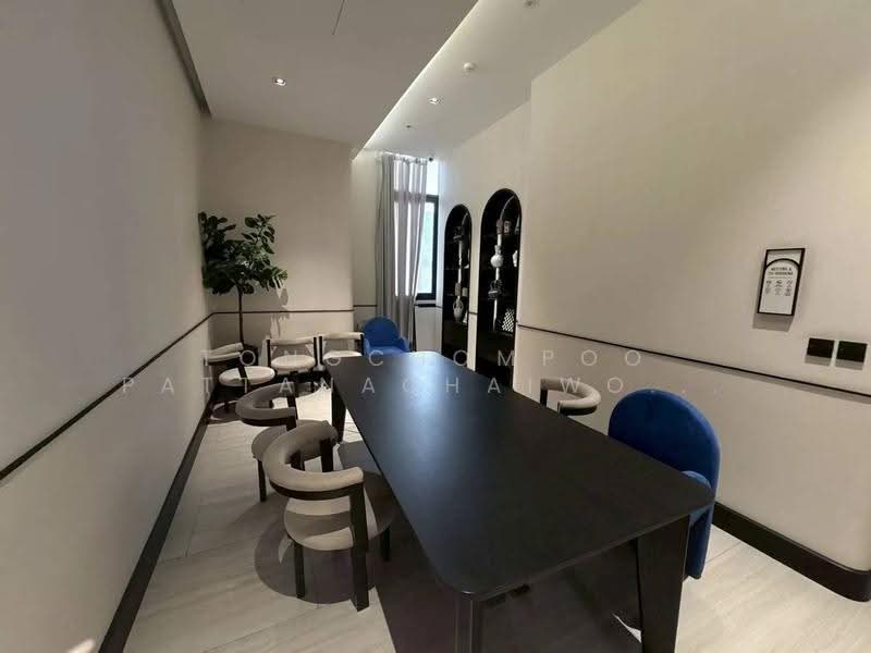 MUNIQ Sukhumvit 23, Bangkok, 17 Sukhumvit 23, Khlongtoei Nua, Watthana, Bangkok, 2 Bedrooms, 64 sqm, Condo For Rent, by Tongchompoo Pattanachaiwongkoon, 500555945 - DDproperty.com