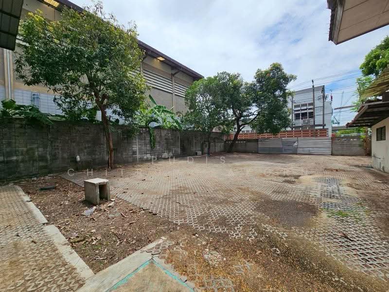 Land with Multi-Purpose Buildings for Rent – Sukhumvit | BTS Phra Khanong, Bangkok, Phra Kanong Nua, Watthana, Bangkok, , 1,540 sqm, Land For Rent, by Pudis Chitrungsakorn, 500555999 - DDproperty.com