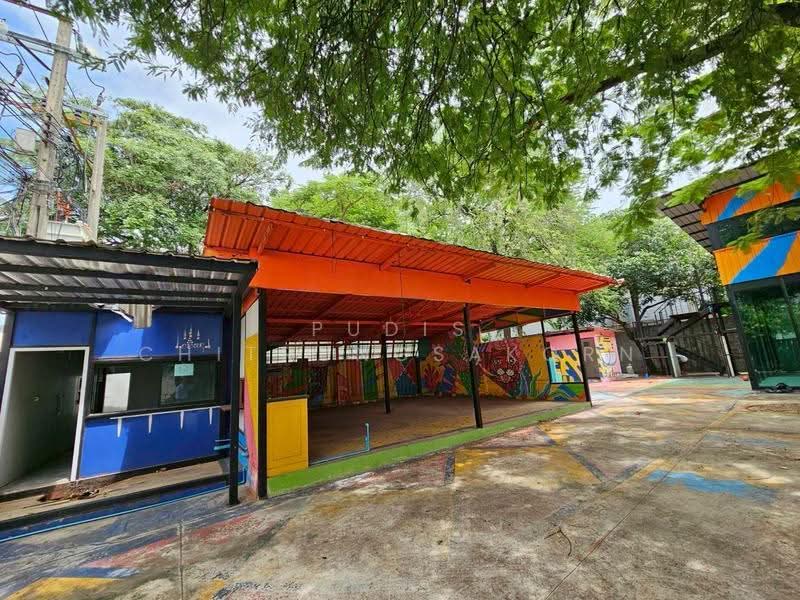 Land with Multi-Purpose Buildings for Rent – Sukhumvit | BTS Phra Khanong, Bangkok, Phra Kanong Nua, Watthana, Bangkok, , 1,540 sqm, Land For Rent, by Pudis Chitrungsakorn, 500555999 - DDproperty.com