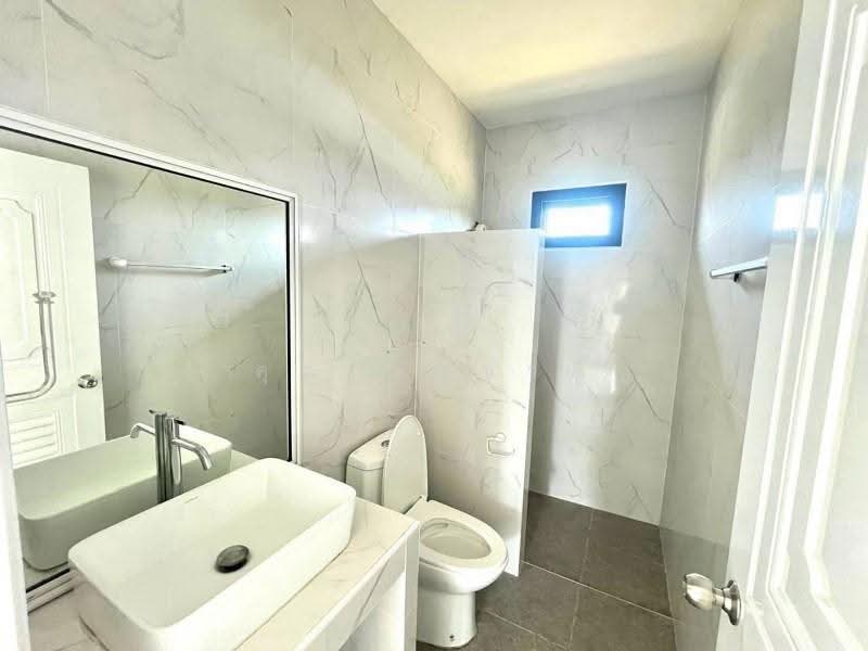 House for sale with private pool on hangdong area : ขายบ้านพร้อมสระว่ายน้ำส่วนตัว ย่านหางดง, เชียงใหม่, หางดง, หางดง, เชียงใหม่, 200 ตร.ม., บ้านเดี่ยว ขาย, โดย คุณ ธีรชาติ, 500556113 - DDproperty.com