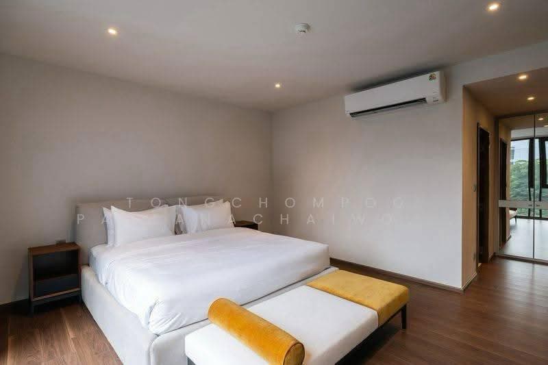 Via 61, Bangkok, Khlong Tan Nua, Watthana, Bangkok, 2 Bedrooms, 101 sqm, Condo For Rent, by Tongchompoo Pattanachaiwongkoon, 500556129 - DDproperty.com