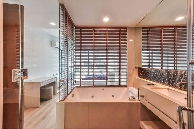 The Address Sathorn, Bangkok, 98 Sathorn Nua Road, Silom, Bang Rak, Bangkok, 2 Bedrooms, 66 sqm, Condo For Sale, by Dechatorn Chichaiyang, 500556166 - DDproperty.com